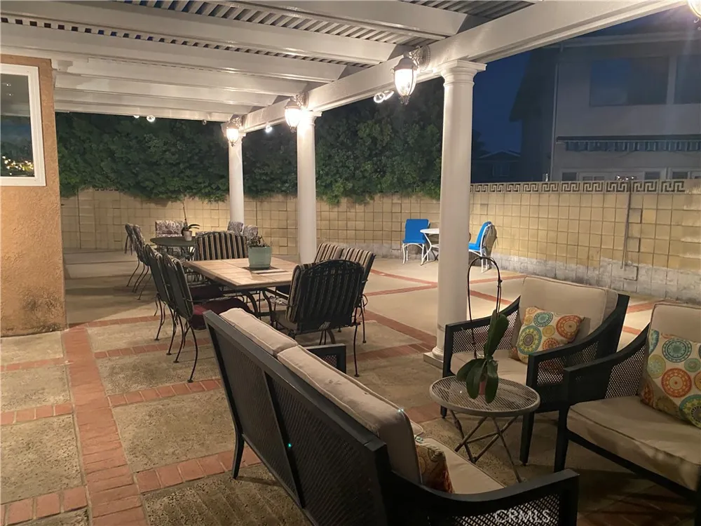 5772 Trinette Garden Grove, CA 92845