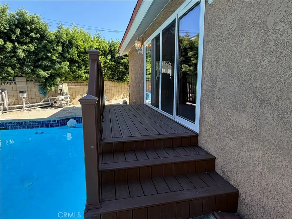5772 Trinette Garden Grove, CA 92845