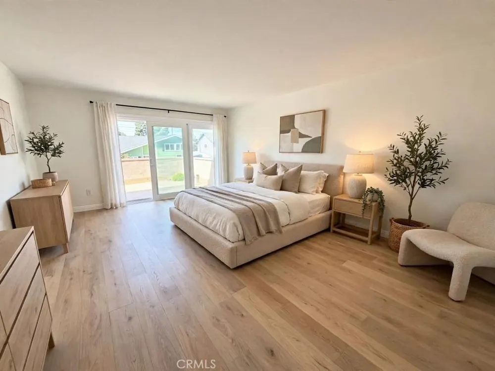 5772 Trinette Garden Grove, CA 92845