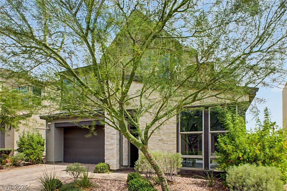 8300 Charleston Peak Street Las Vegas, NV 89166