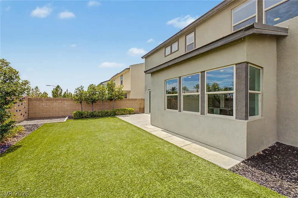 8300 Charleston Peak Street Las Vegas, NV 89166