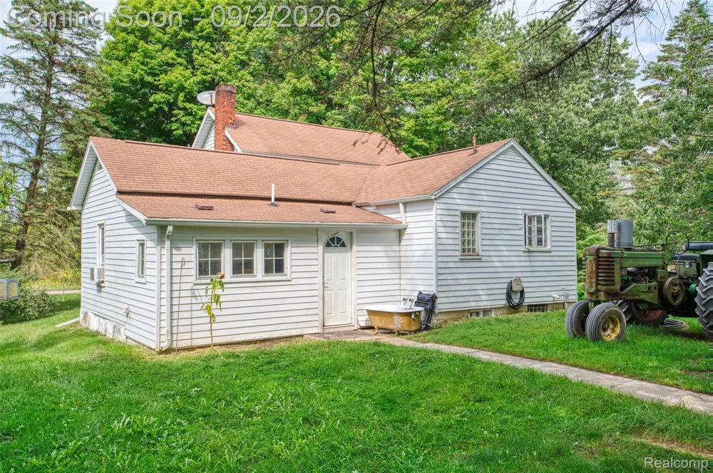 9225 Cook Road Gaines Township, MI 48436