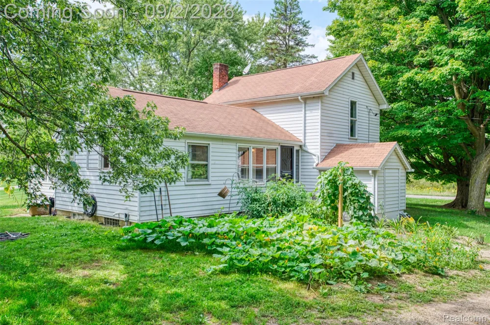 9225 Cook Road Gaines Township, MI 48436