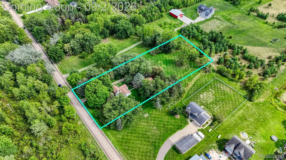 9225 Cook Road Gaines Township, MI 48436