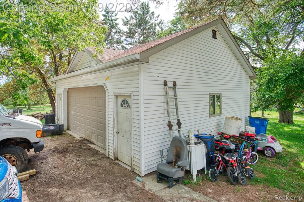 9225 Cook Road Gaines Township, MI 48436