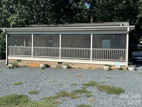 160 Grand View Drive