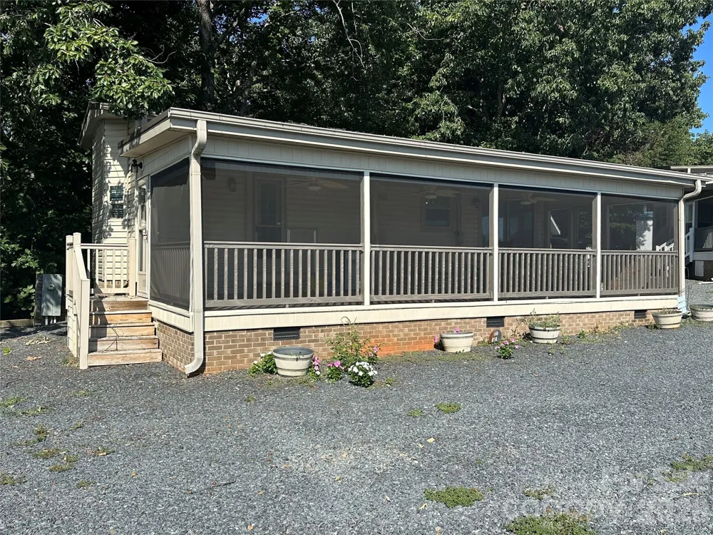 160 Grand View Drive New London, NC 28127