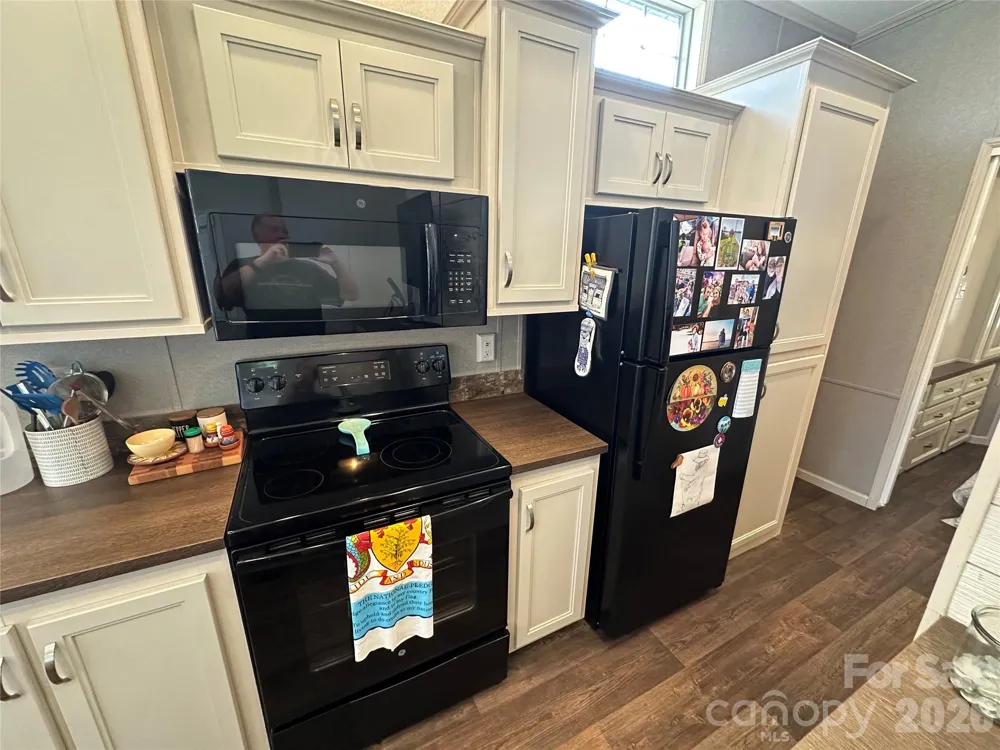160 Grand View Drive New London, NC 28127