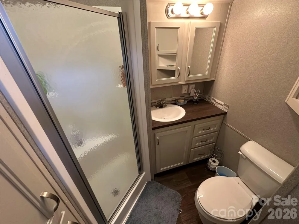 160 Grand View Drive New London, NC 28127