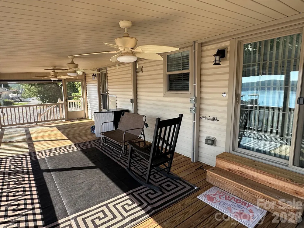 160 Grand View Drive New London, NC 28127