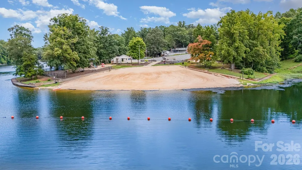 160 Grand View Drive New London, NC 28127
