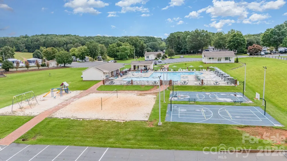 160 Grand View Drive New London, NC 28127