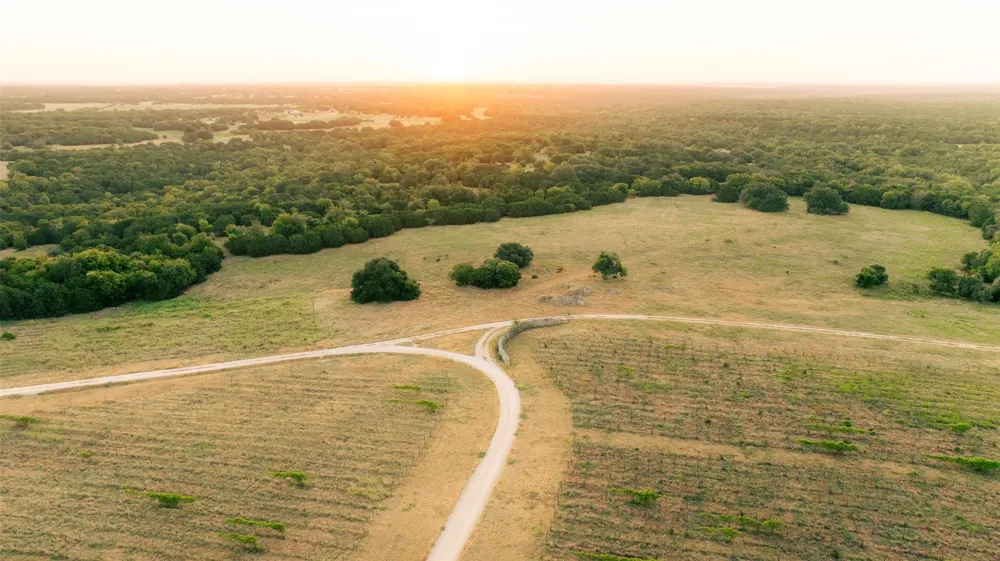 1147 County Road 1110 Meridian, TX 76665