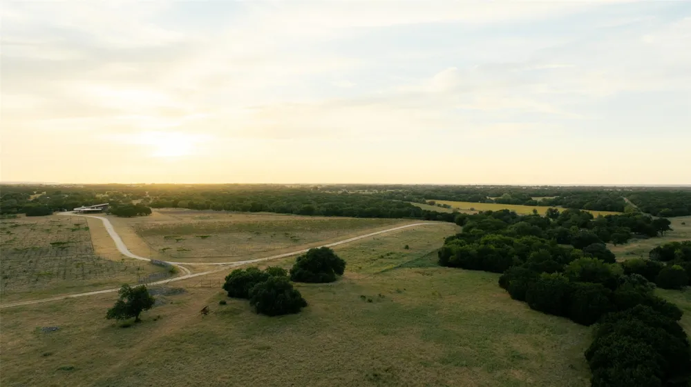 1147 County Road 1110 Meridian, TX 76665