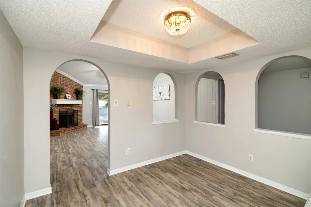 2937 Carnaby Lane Garland, TX 75044