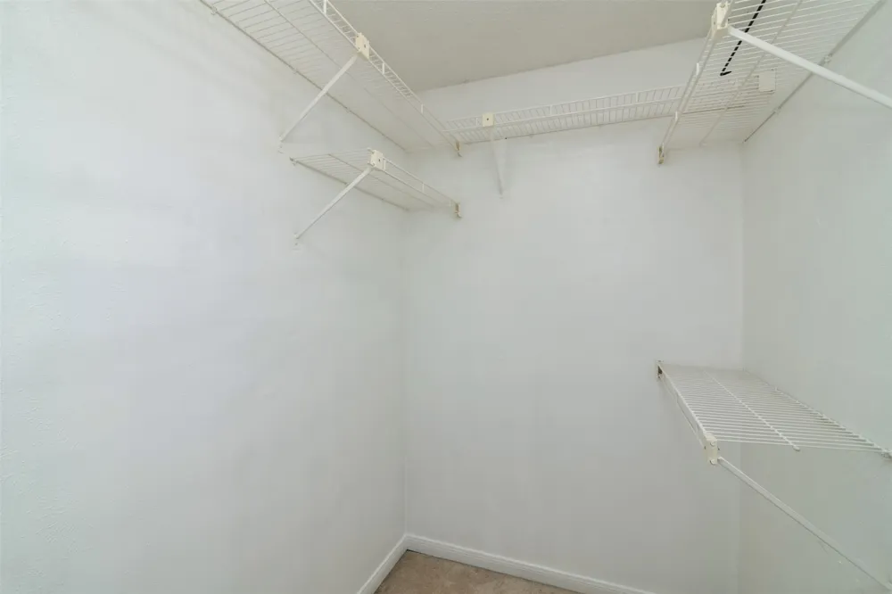 2937 Carnaby Lane Garland, TX 75044