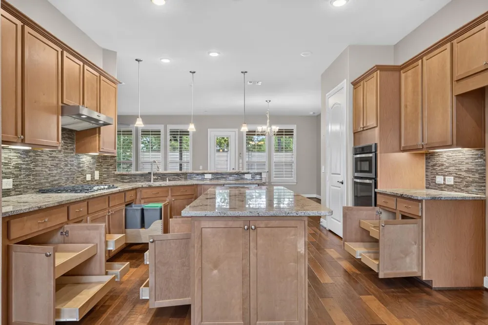 230 Kimblewick Way The Woodlands, TX 77382