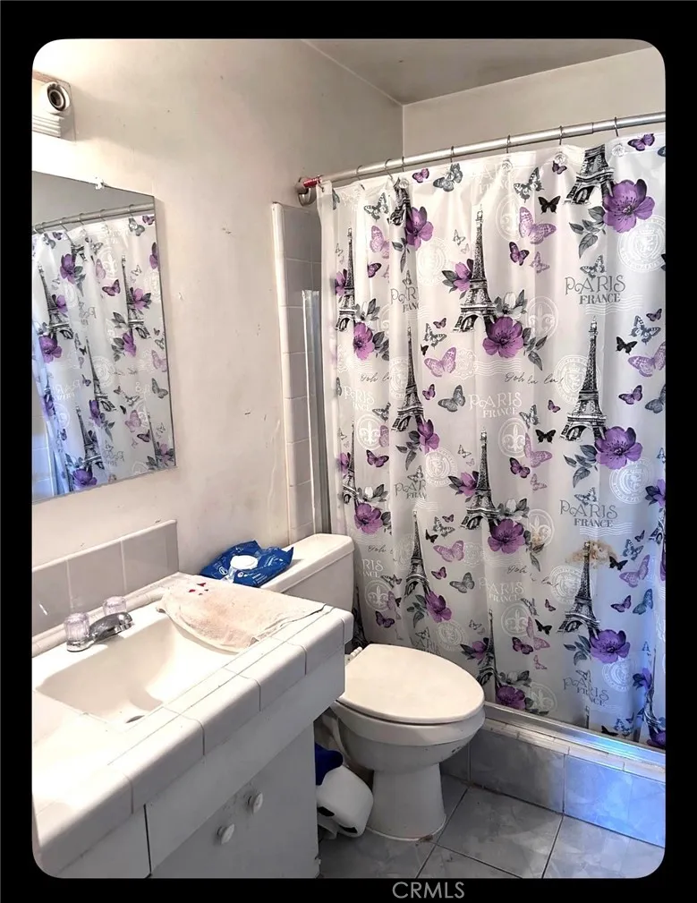 15403 Los Robles Hacienda Heights, CA 91745