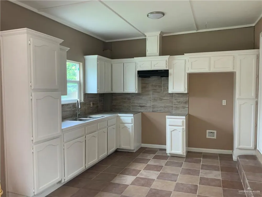 1305 Wayne Street Pharr, TX 78577