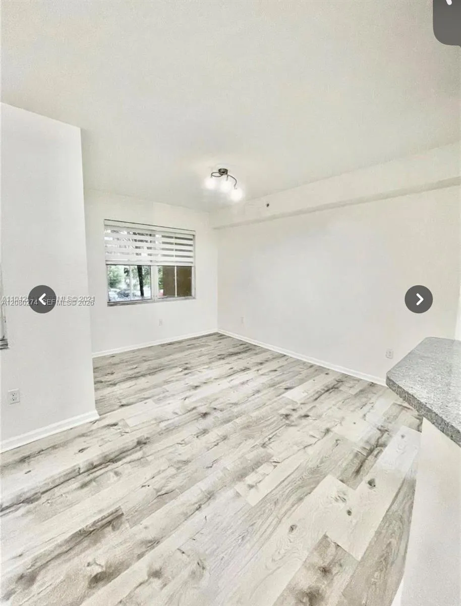 10902 NW 83 St #219 Doral, FL 33178