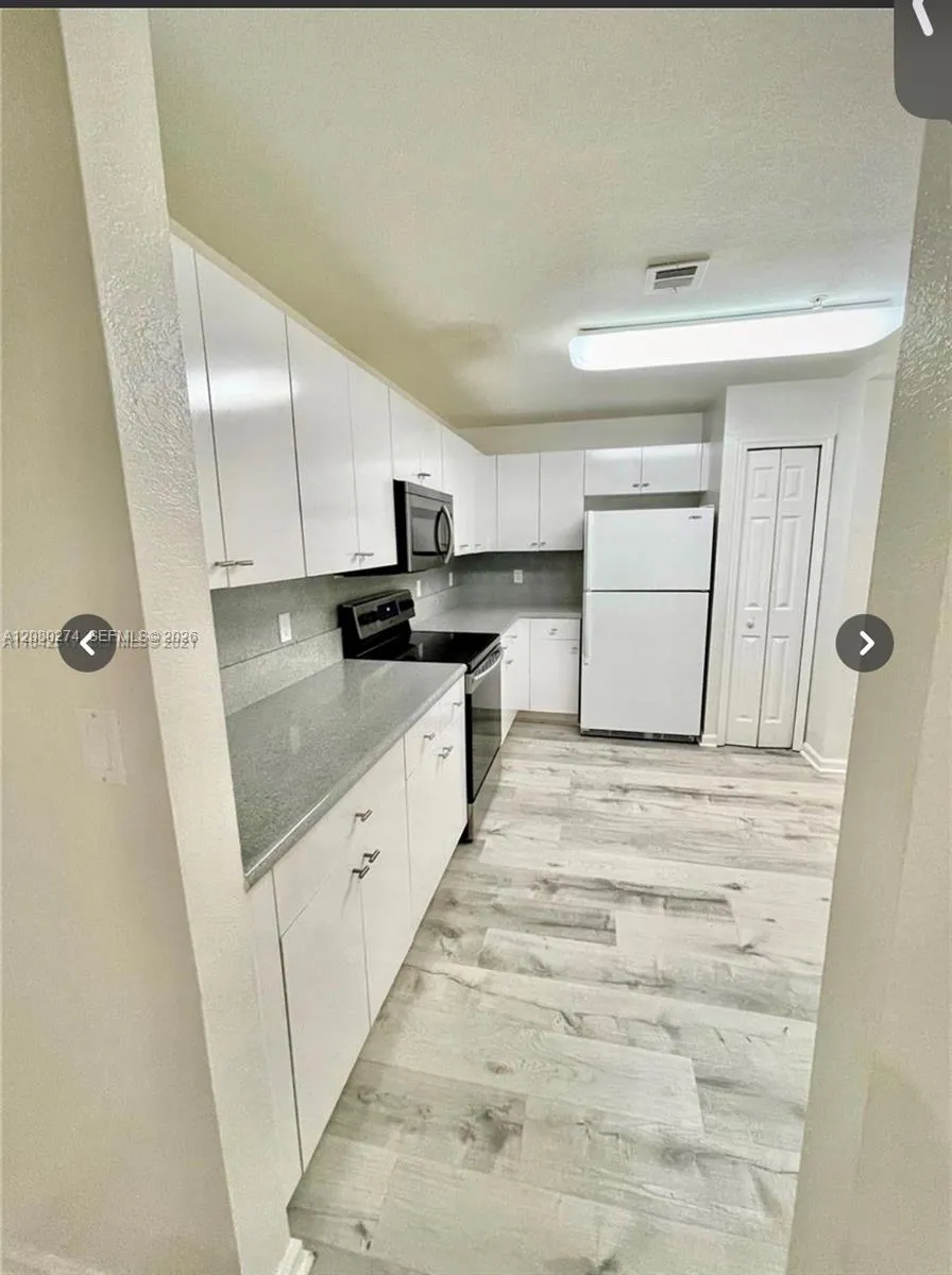 10902 NW 83 St #219 Doral, FL 33178