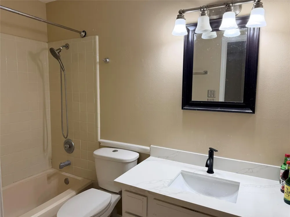 7637 Cambridge Street #7637 Houston, TX 77054