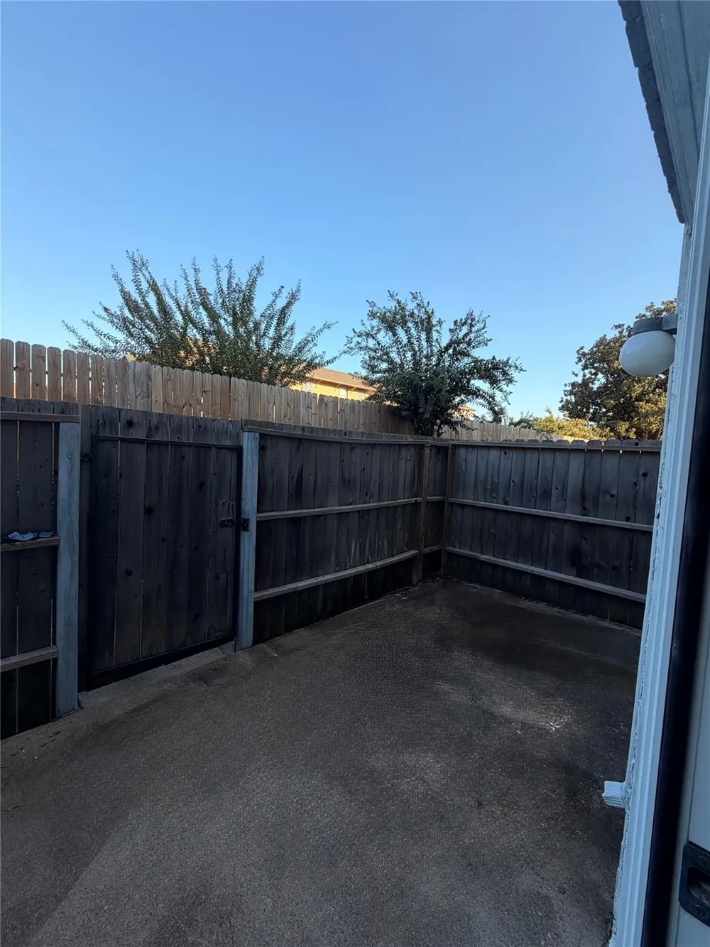 7637 Cambridge Street #7637 Houston, TX 77054