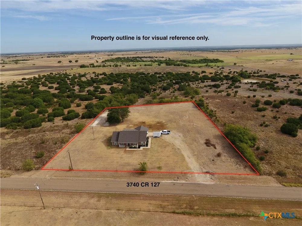 3740 CR 127 Gatesville, TX 76528