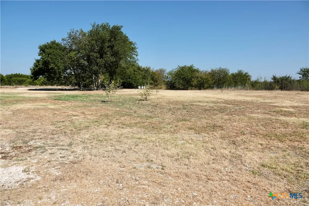 3740 CR 127 Gatesville, TX 76528