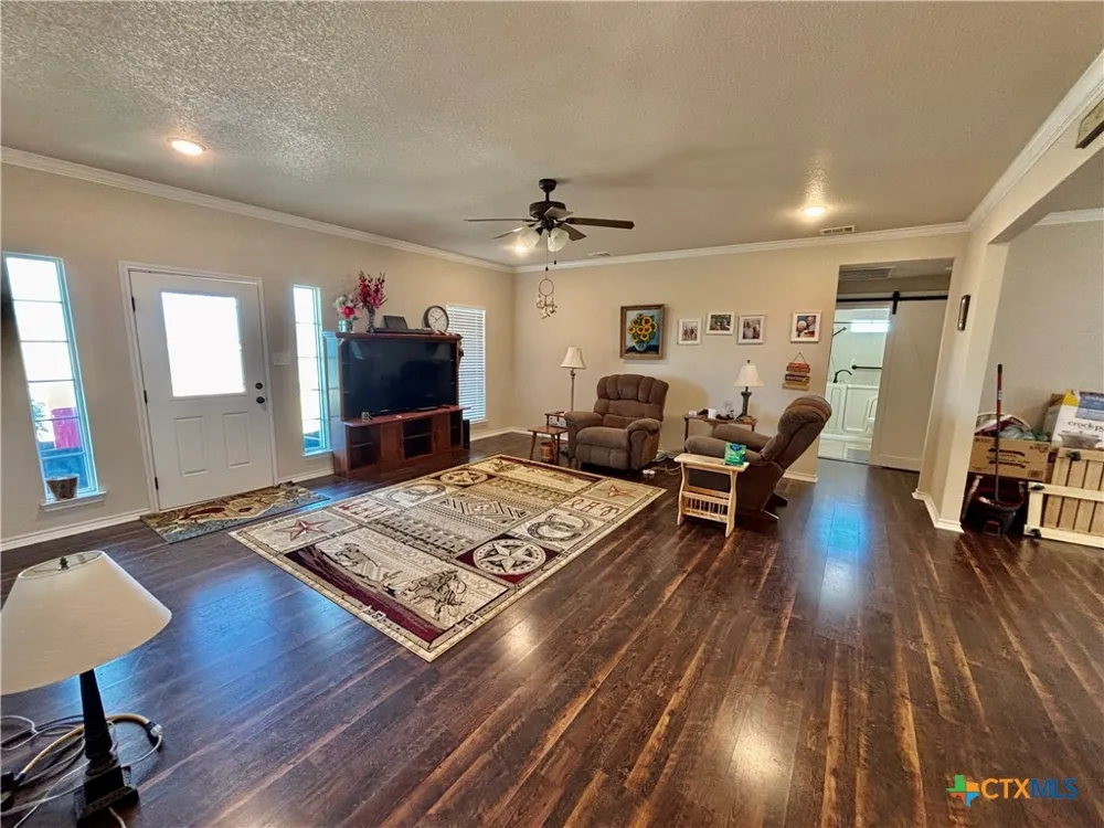 3740 CR 127 Gatesville, TX 76528