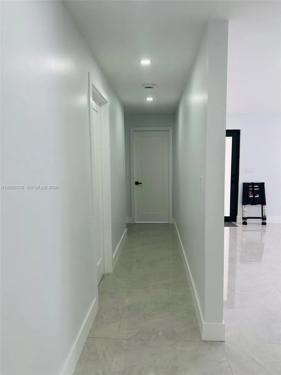 11870 SW 5th St #1 Miami, FL 33184