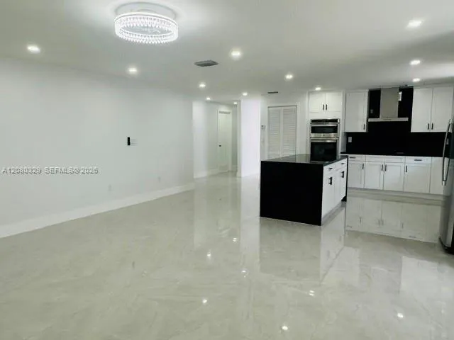 11870 SW 5th St #1 Miami, FL 33184