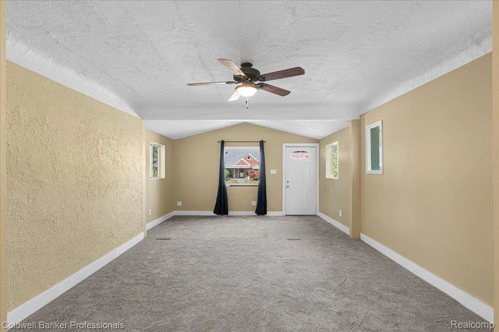 5251 Gateshead Street Detroit City, MI 48236