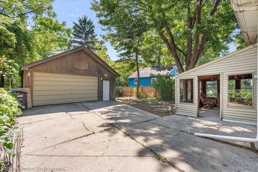 5251 Gateshead Street Detroit City, MI 48236