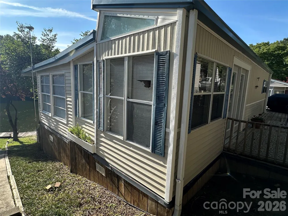 135 Clubhouse Drive Extension New London, NC 28127