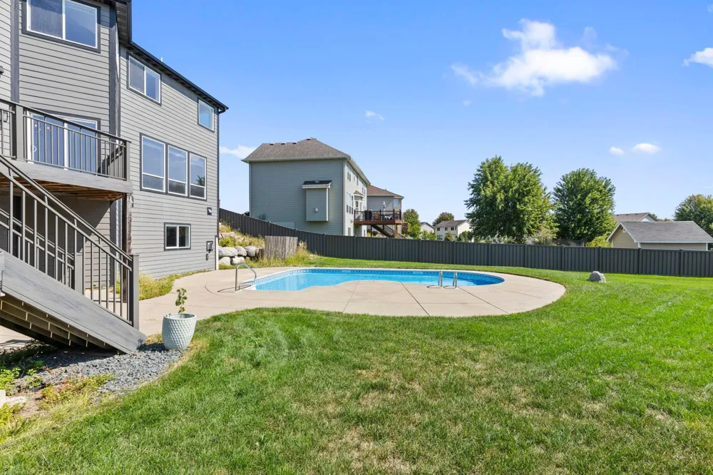 7242 205th Street W Lakeville, MN 55044
