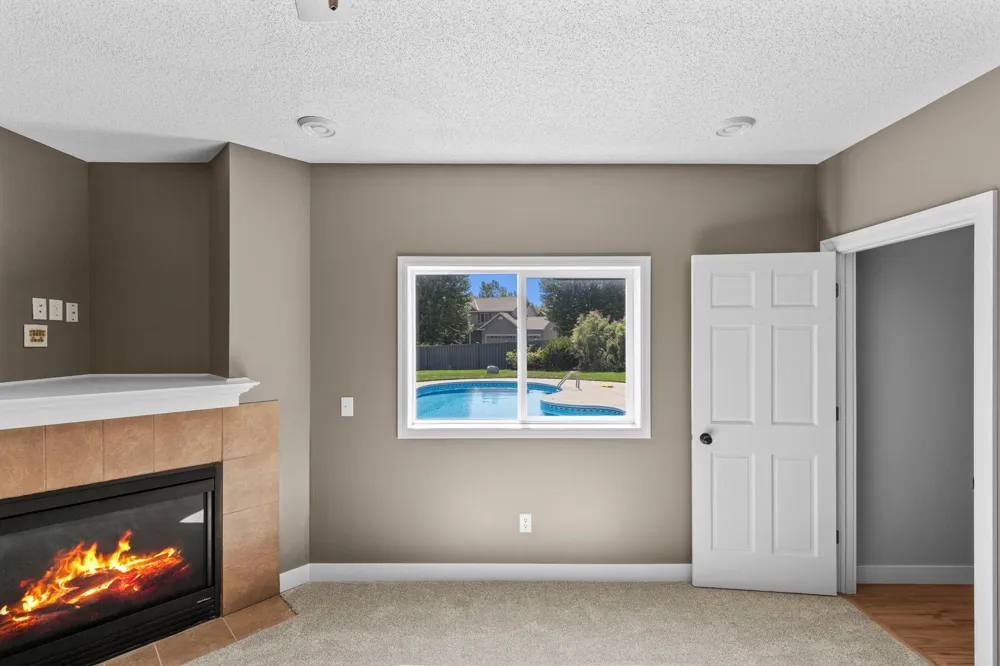 7242 205th Street W Lakeville, MN 55044