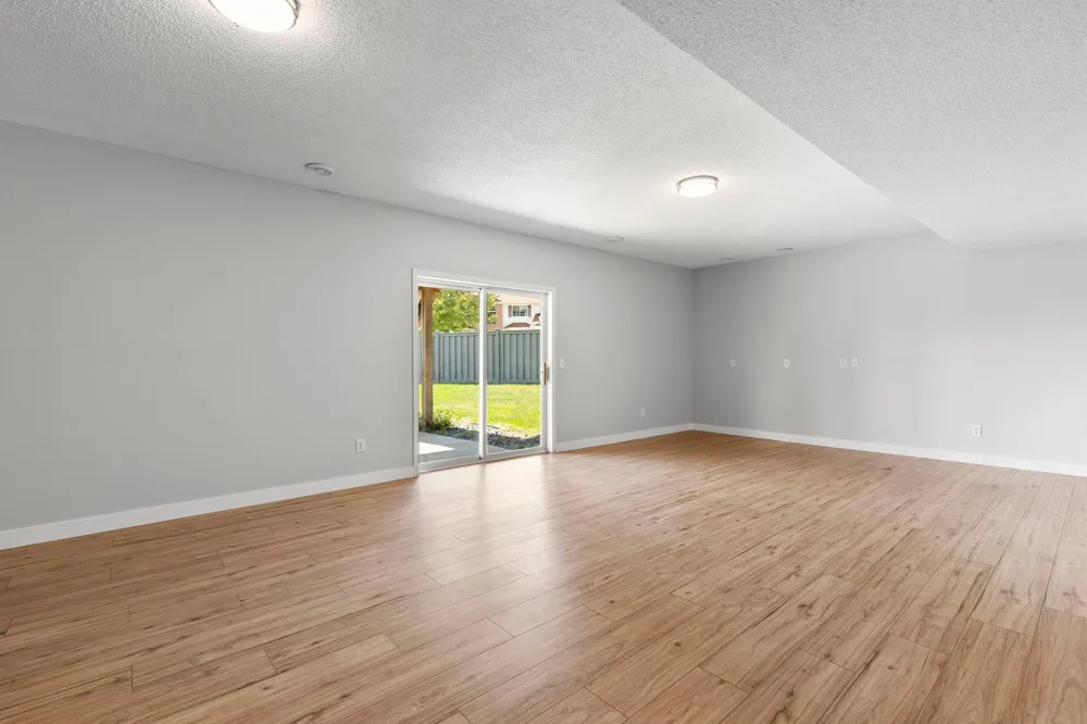 7242 205th Street W Lakeville, MN 55044