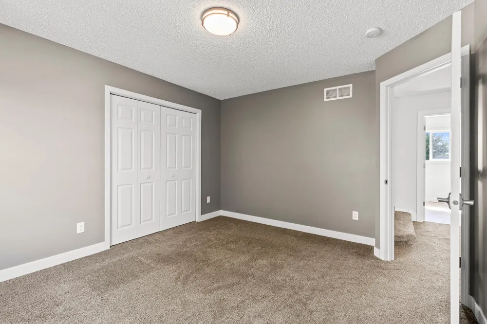 7242 205th Street W Lakeville, MN 55044