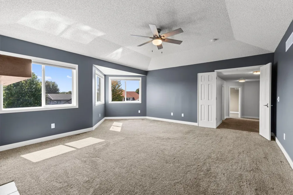 7242 205th Street W Lakeville, MN 55044