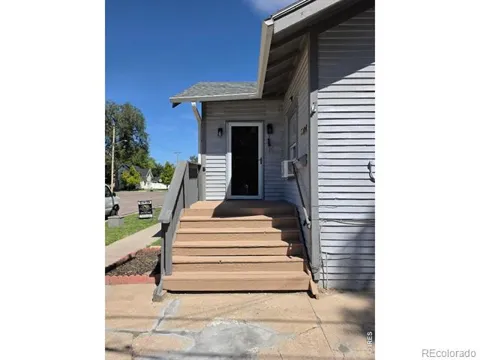 709 S 2nd Avenue