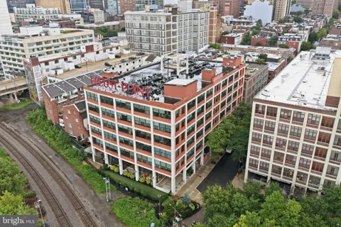 2429 LOCUST STREET #608