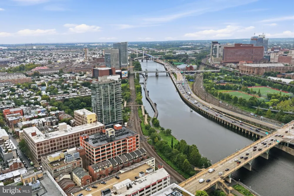 2429 LOCUST STREET #608 Philadelphia, PA 19103