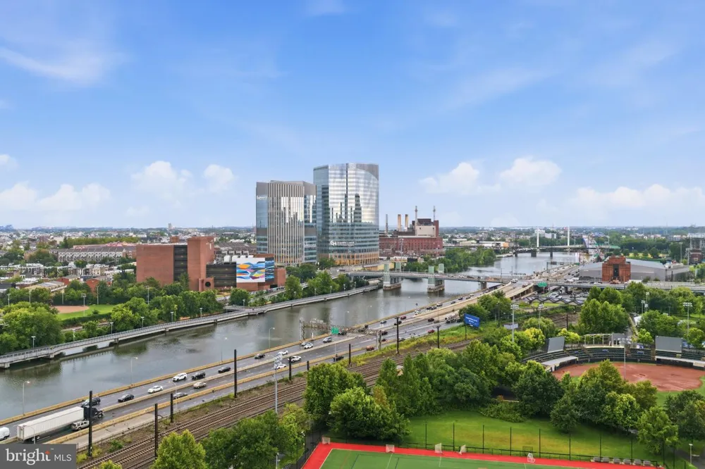2429 LOCUST STREET #608 Philadelphia, PA 19103