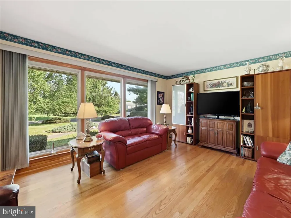 1454 BRECHBILL ROAD ROAD Chambersburg, PA 17202