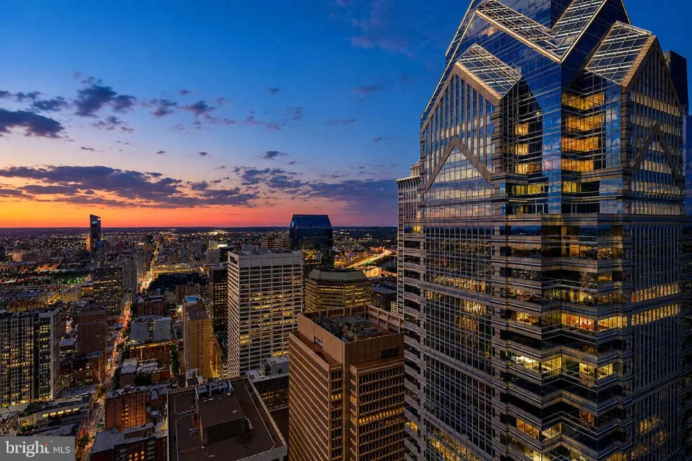 50 S 16TH STREET #4204 Philadelphia, PA 19102