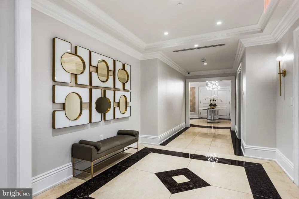 50 S 16TH STREET #4204 Philadelphia, PA 19102