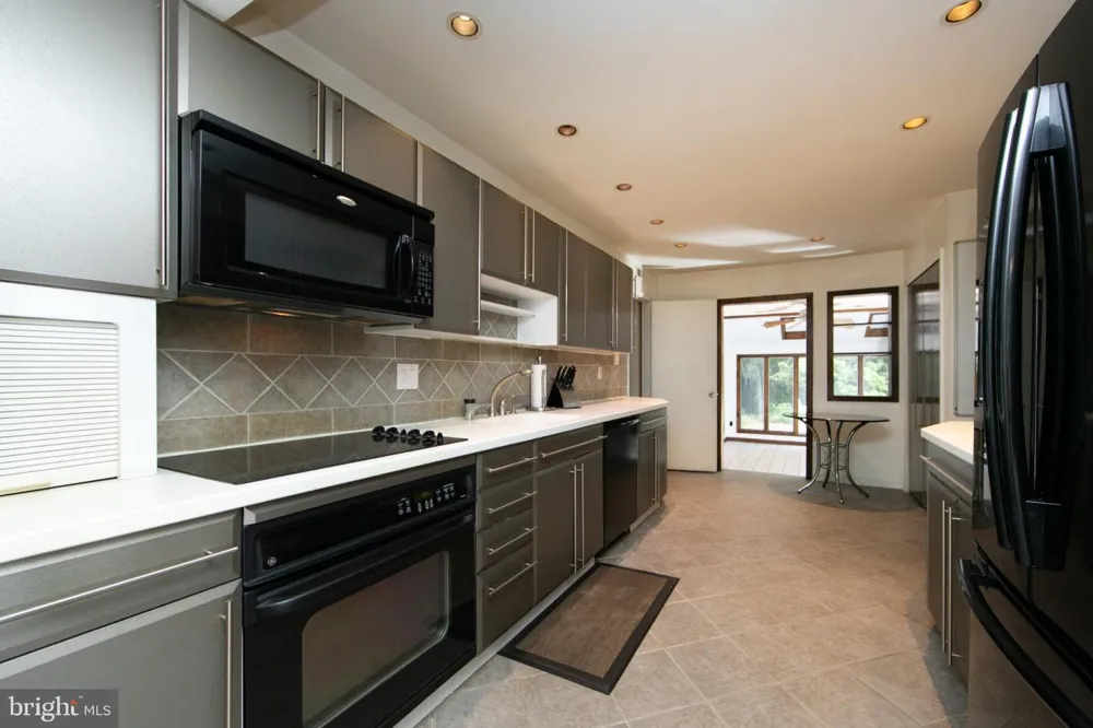 2 PLEASANT VIEW TERRACE Marlton, NJ 08053