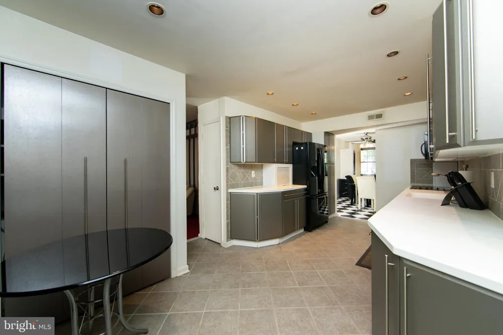 2 PLEASANT VIEW TERRACE Marlton, NJ 08053