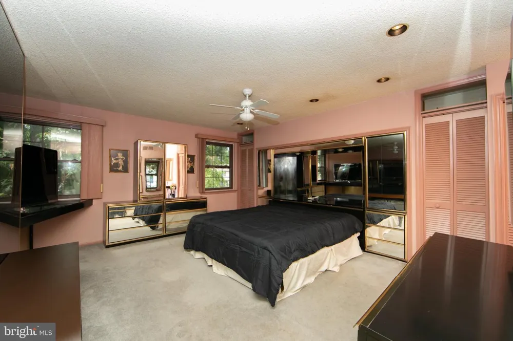 2 PLEASANT VIEW TERRACE Marlton, NJ 08053